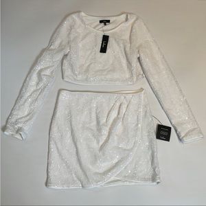 Lulu’s NWT 2 piece Set Size XL Skirt and Long Sleeve Cropped Top White Sequins